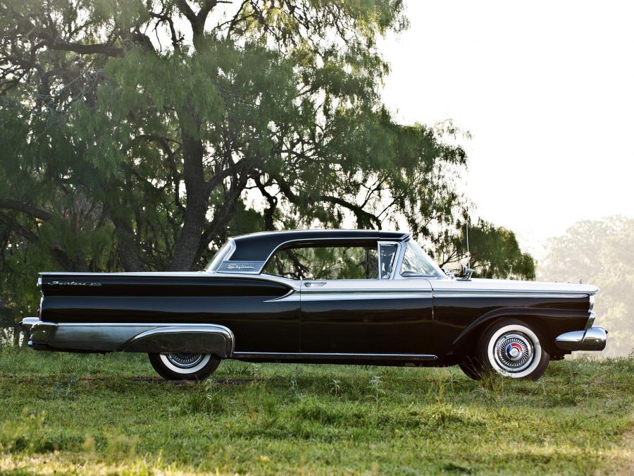  Ford Fairlane 500 Skyliner Retractable Hardtop 1959 года  (фото 7 из 31)